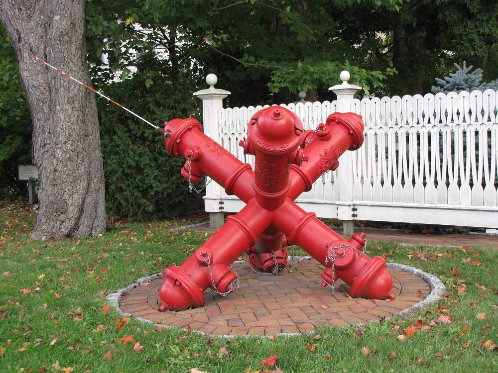 Verwirrender Hydrant.