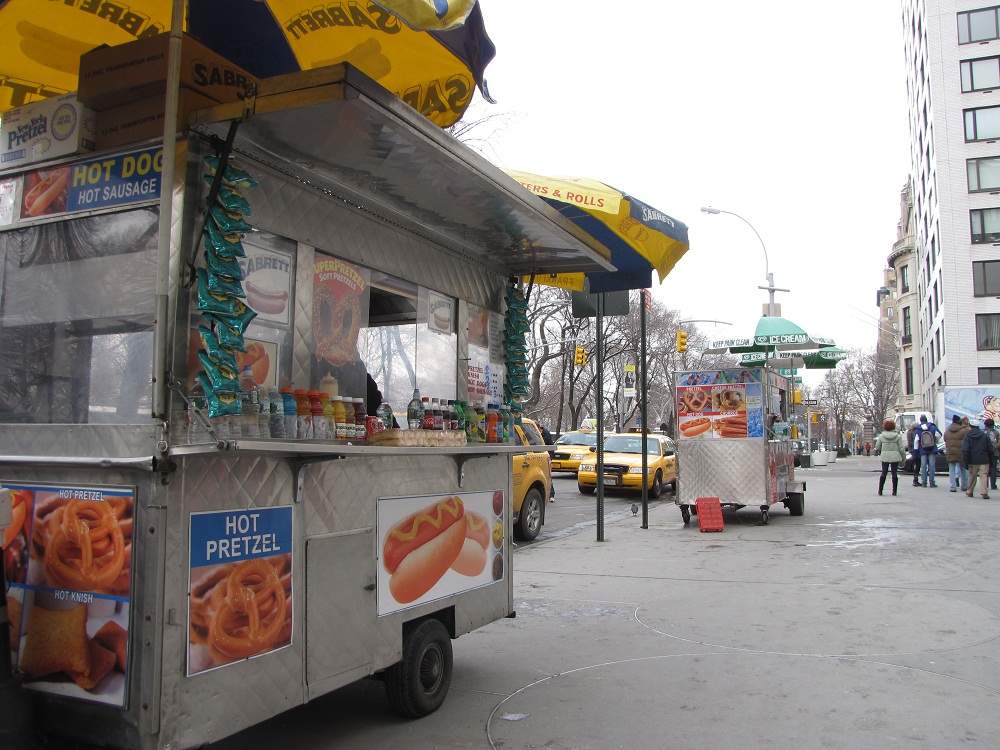Verpflegung vor dem Guggenheim Museum