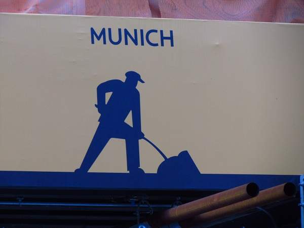 Ein Mnchner im Bauzaun