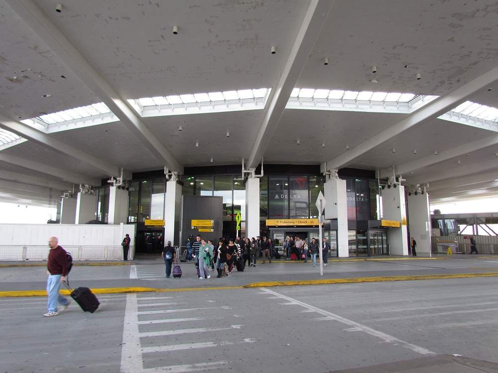 New York City - Delta Terminal - JFK Airport